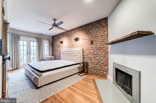 527 Wilkes St, Alexandria VA  22314-3723 exterior