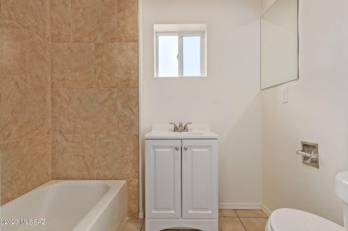 3702 Seneca St, Tucson AZ 85716-3205 exterior