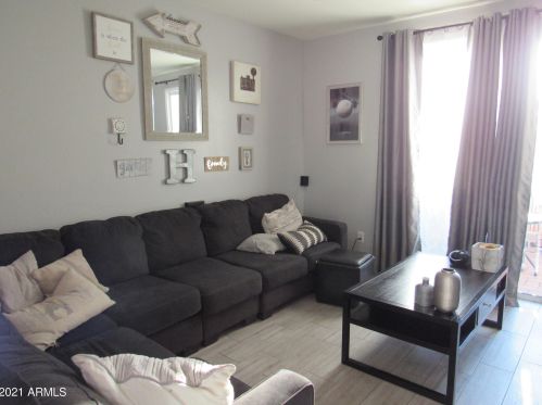 5432 Albeniz Pl, Phoenix AZ 85043-1971 exterior