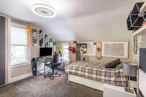 2020 Grand Ave, Kalamazoo MI 49006-4306 exterior