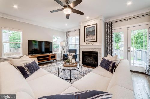 113 Maple St, Alexandria VA 22301-2606 exterior