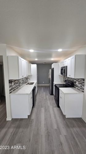 20227 21st Ln, Phoenix AZ  85027-3469 exterior