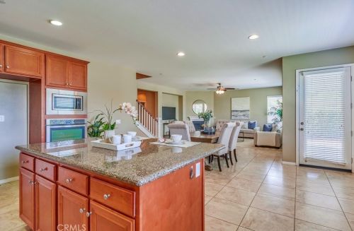 44329 Marcelina Ct, Temecula CA 92592-1391 exterior