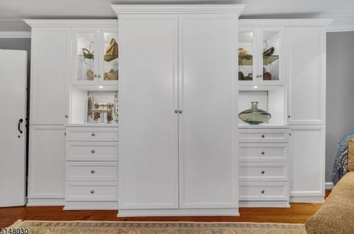 234 Old York Rd, Bridgewater NJ 08807-2686 exterior