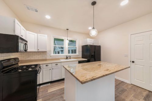 3047 Highgate Ave, Wyoming MI 49509-2901 exterior