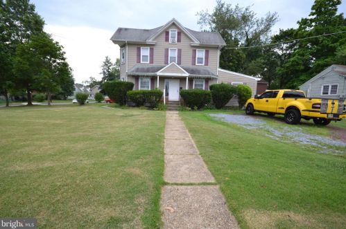 225 Holly Ave, Pitman NJ  08071-1256 exterior