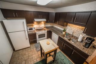 717 Thompson Dr, Madison WI  53704-7836 exterior