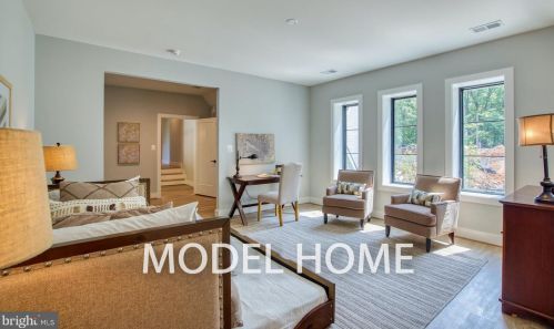 1713 Macon St, Mc Lean VA  22101-5130 exterior