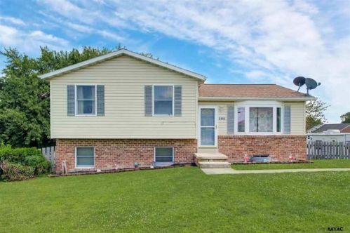 3116 Grandview Rd, Hanover PA  17331-7885 exterior