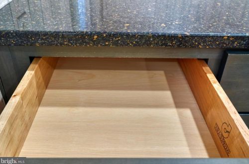 1609 Mithering Ln, Silver Spring MD 20905-7045 exterior