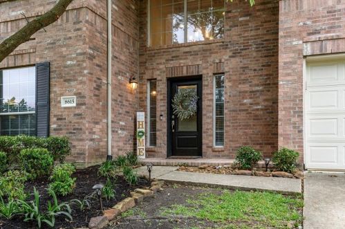 8615 Cross Country Dr, Humble, TX 77346-6083