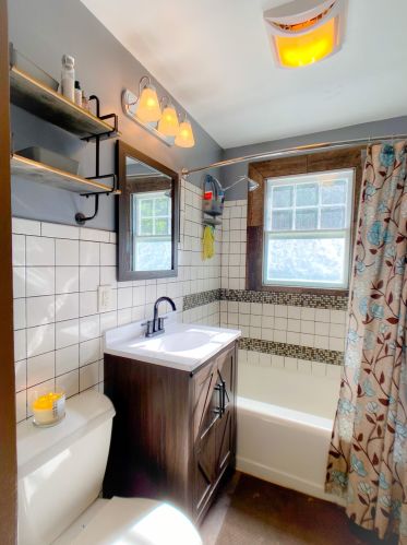 3294 Black Crk Rd, Meskegon MI 49444-3482 exterior