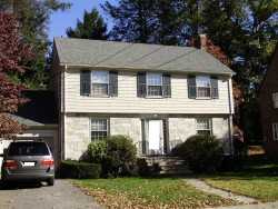 104 Oxford Rd, Newton, MA 02459-2406