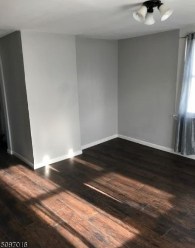 5 Joyce St, Town Center NJ 07052-5221 exterior