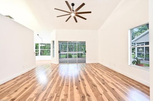 1335 Monarch Cir, Naples FL 34116-6615 exterior