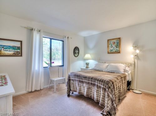 10757 Winterview Dr, Naples FL 34109-1516 exterior