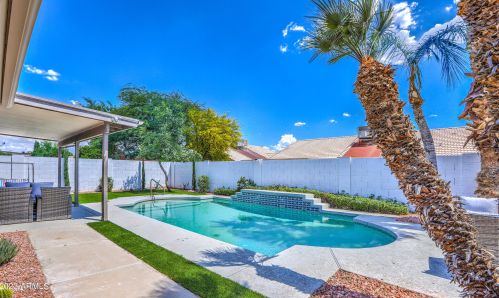 4333 Angela Dr, Phoenix AZ  85032-2282 exterior