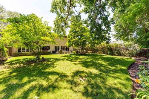 4848 Coyle Ave, Chicago IL 60645-3213 exterior