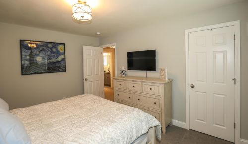 62 Hoit Rd, Concord NH  03301-1804 exterior