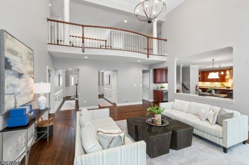 46 Morgan Dr, Sparta NJ 07871-3567 exterior