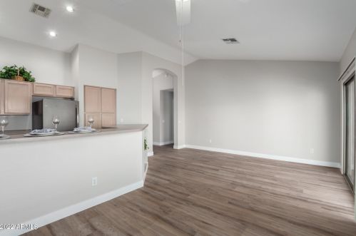 9022 Minnesota Ave, Chandler AZ 85248-6633 exterior