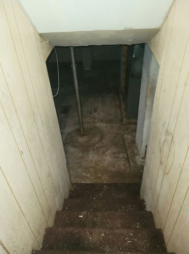 4850 Long Ave, Chicago IL 60638-1713 exterior