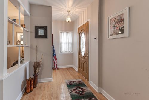 5839 Oconto Ave, Chicago, IL 60631-2309