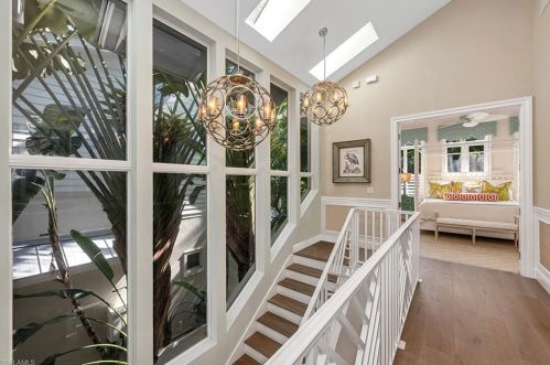 531 4 Ave, Naples FL 34120-4961 exterior