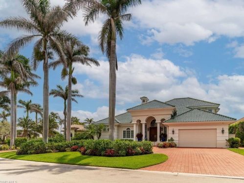 330 Devils Bight, Naples, FL 34103-2432