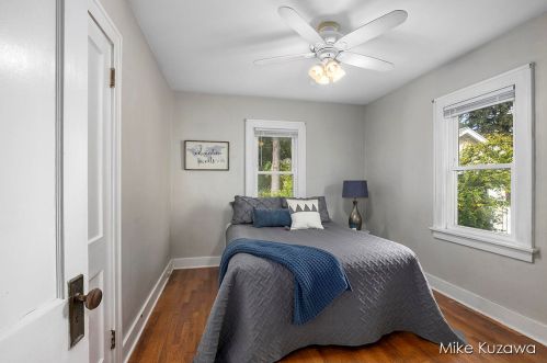 1365 Johnston St, Grand Rapids MI 49507-2828 exterior