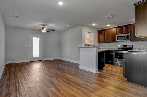 2741 Washington St, Denison TX  75020-1443 exterior