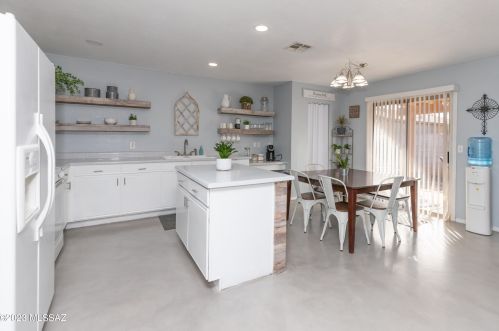 1653 Gaffer Pl, Tucson AZ  85746-3401 exterior