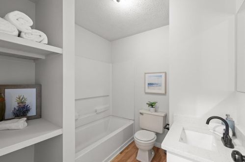 3845 Laurel Fls Dr, Lithonia GA 30039-6586 exterior