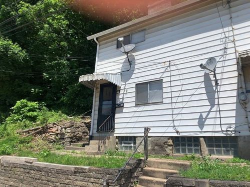 6 Catherine St, Pittsburgh PA  15209-2002 exterior