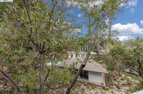 1591 Ellis St, Concord CA  94520-2757 exterior