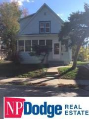 2427 Emmet St, Omaha NE  68111-3231 exterior
