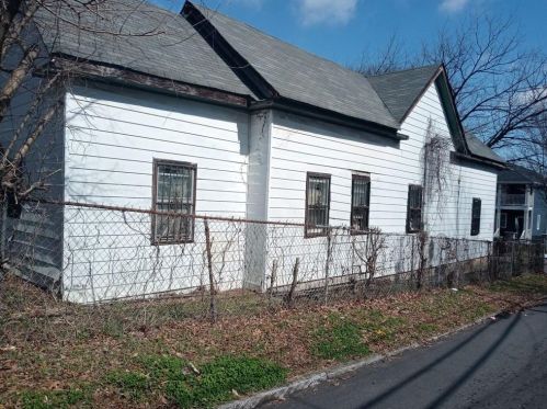 701 Garibaldi St, Atlanta, GA 30310-2174