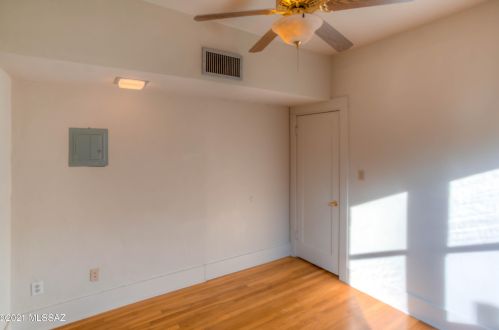 2716 6 St, Tucson AZ 85716-4862 exterior