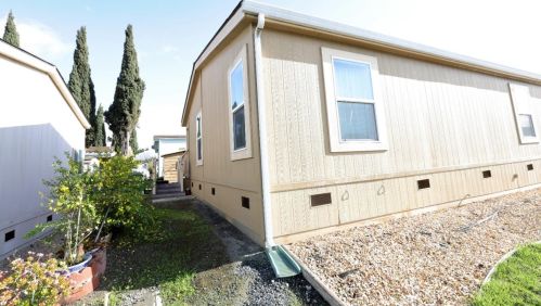 417 Chateau La Salle Dr, San Jose CA  95111-3034 exterior