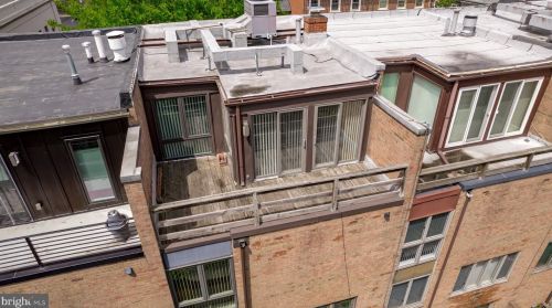 331 2nd St, Philadelphia PA 19122-3324 exterior