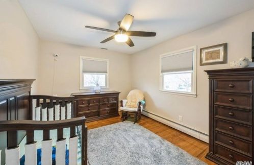 840 Fanwood Ave, Valley Stream NY 11581-3102 exterior