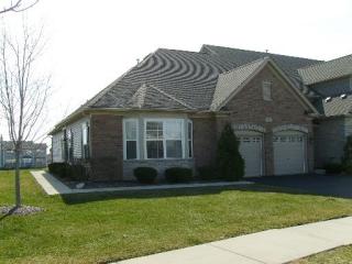1857 Turtle Creek Dr, Aurora IL  60503-4928 exterior