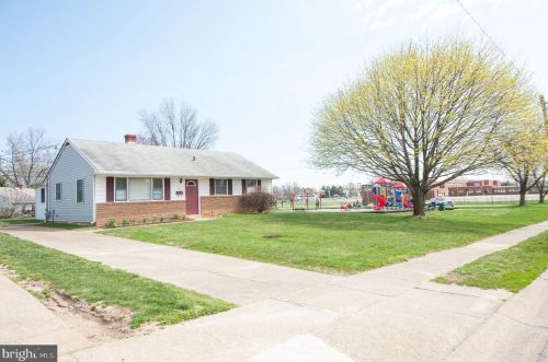 101 Linstone Ave, New Castle, DE 19720-2026