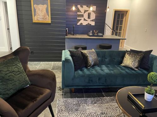 560 Morgan St, Atlanta GA 30308-2821 exterior