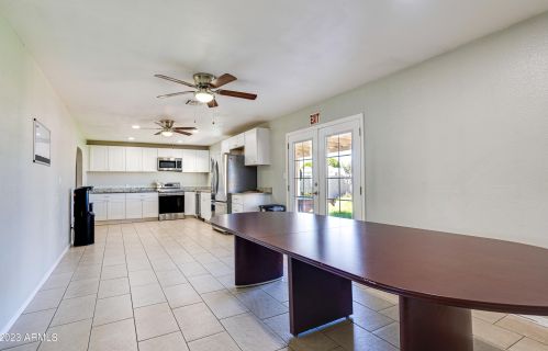 9610 34th Ave, Phoenix AZ  85051-1205 exterior