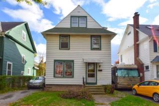 71 Pembroke St, Rochester NY  14620-1523 exterior