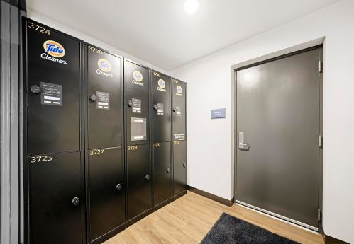 1407 Michigan Ave, Chicago IL 60605-2810 exterior