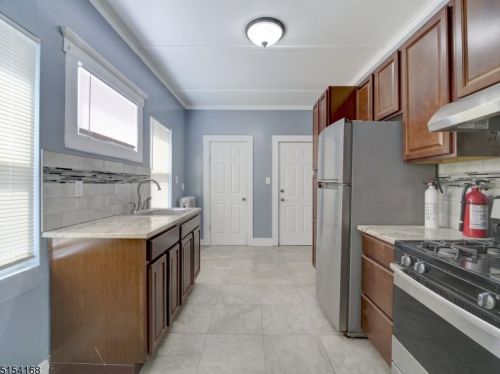 125 Temple St, Paterson NJ 07522-1354 exterior