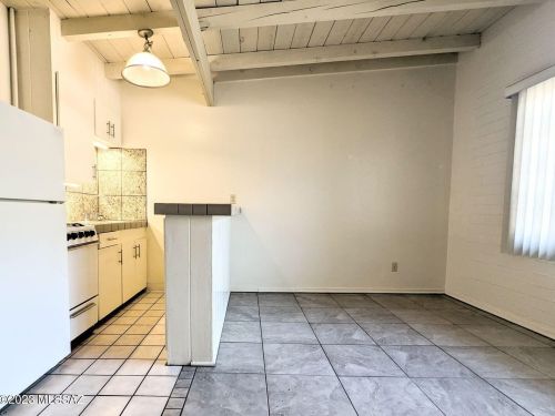 734 Adams St, Tucson AZ  85719-4005 exterior