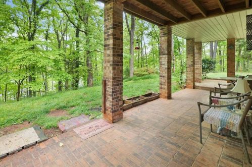 9275 Ponderosa Trl, Gainesville GA 30504-5910 exterior